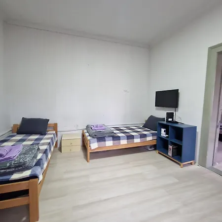Hostel Downtown Mixed Beds Belgrade
